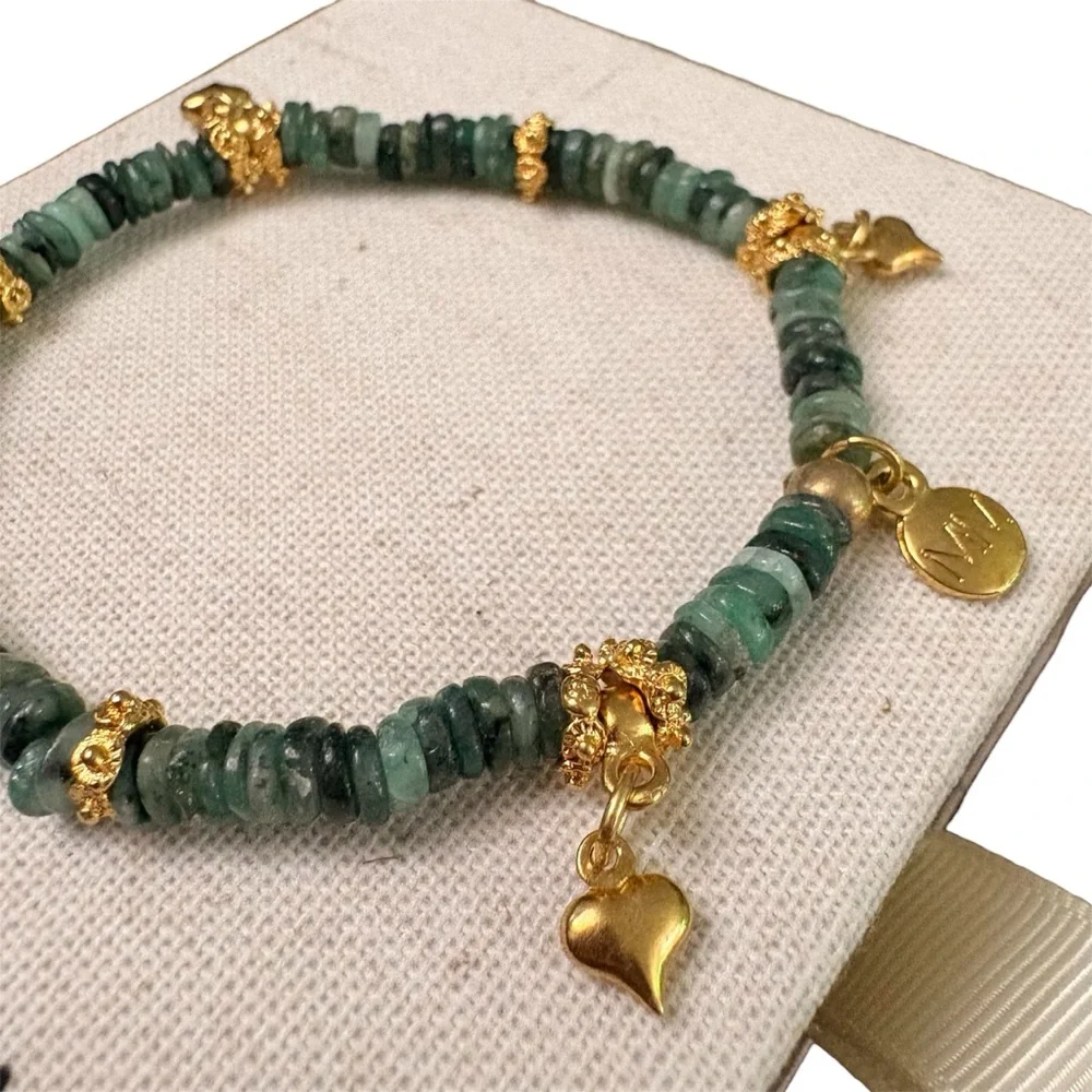 Genuine Emerald Beads 24k Gold Plated Heart Charm Stretch Bracelet - Picture 5 of 9